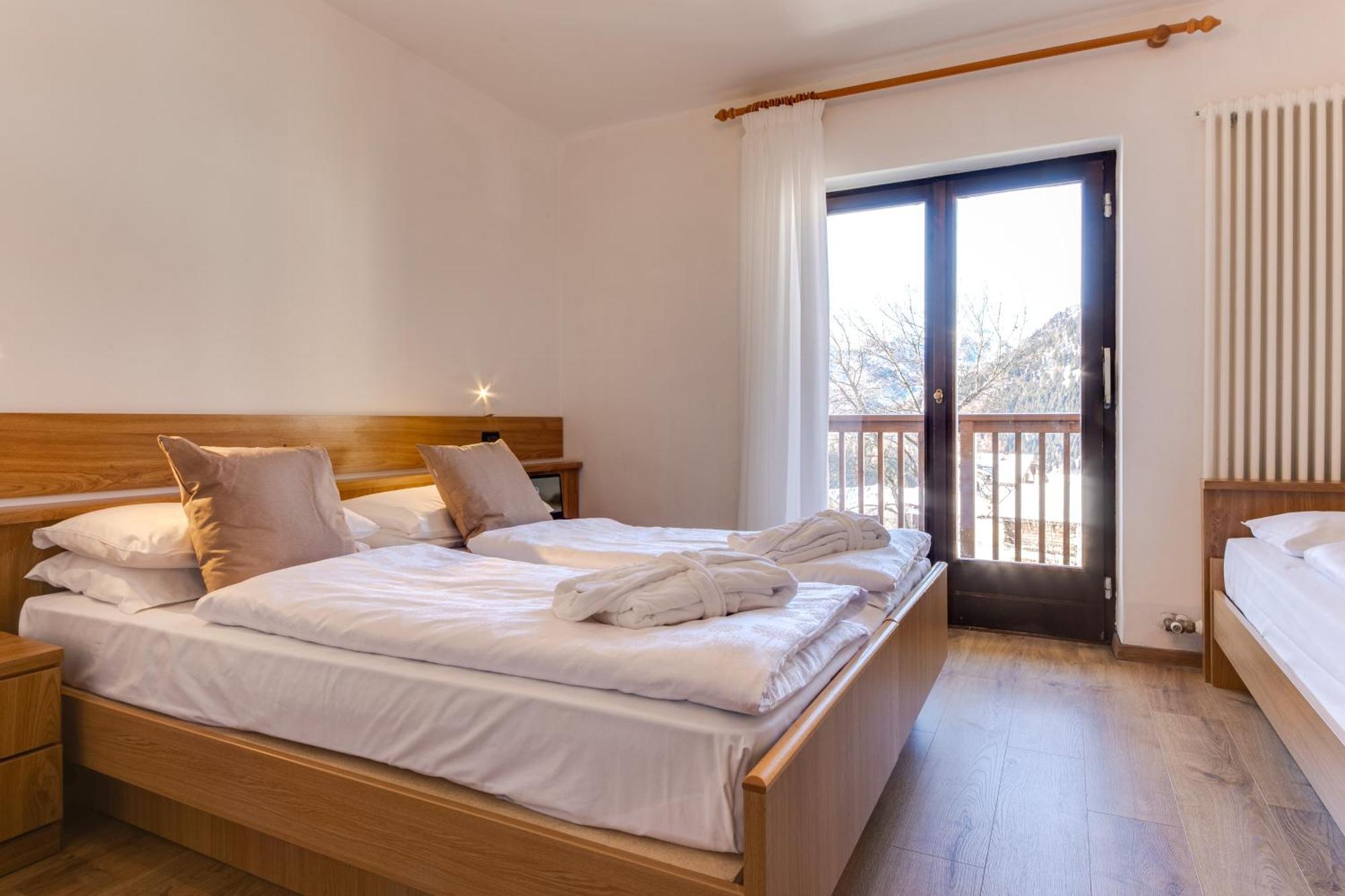 Hotel Bellamonte Predazzo Ruang foto